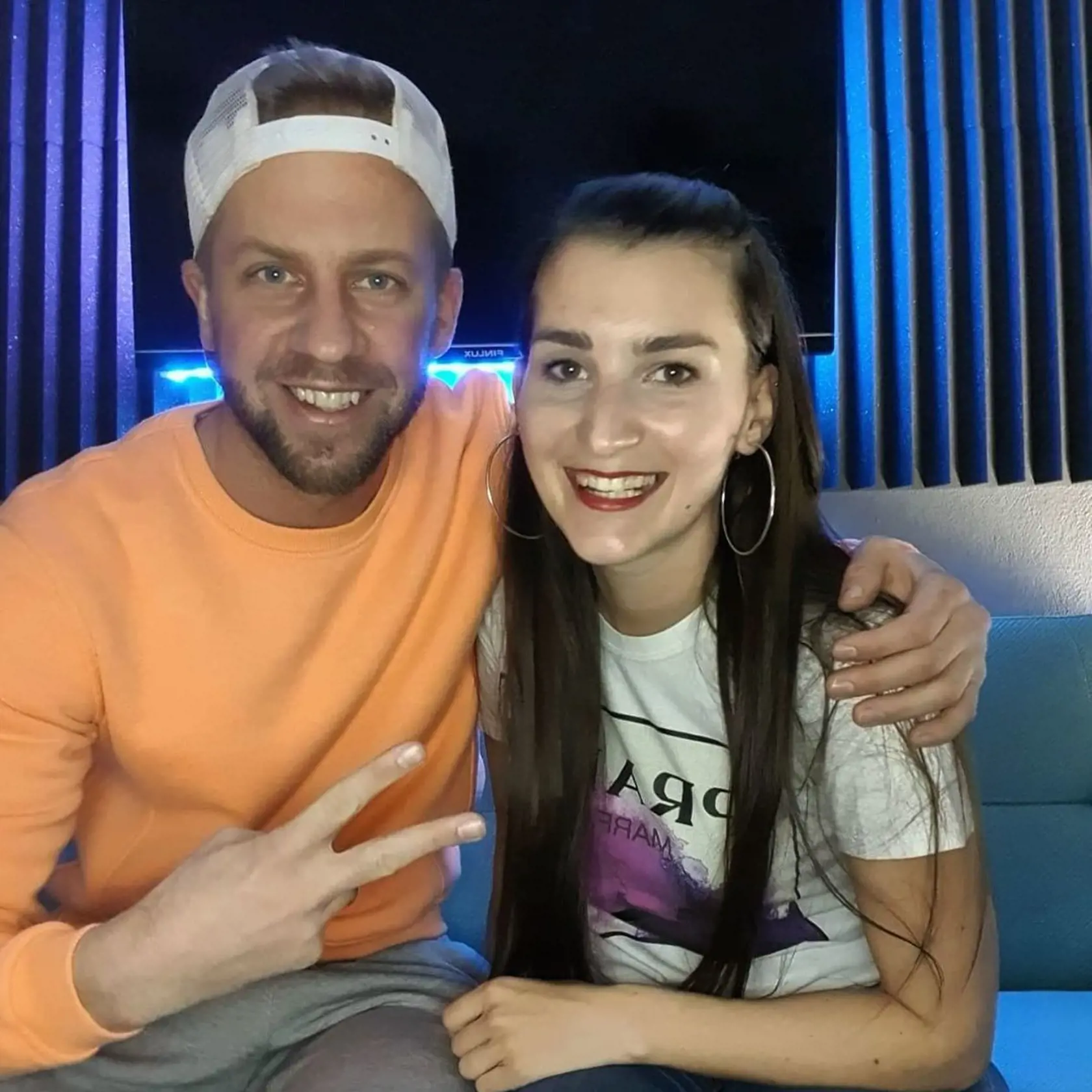 Kedysi Matúš moderoval rannú šou s Kickou v rádiu.