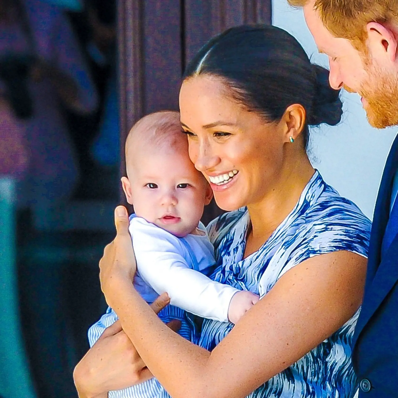 Meghan v máji 2019 porodila Harrymu syna Archieho. 