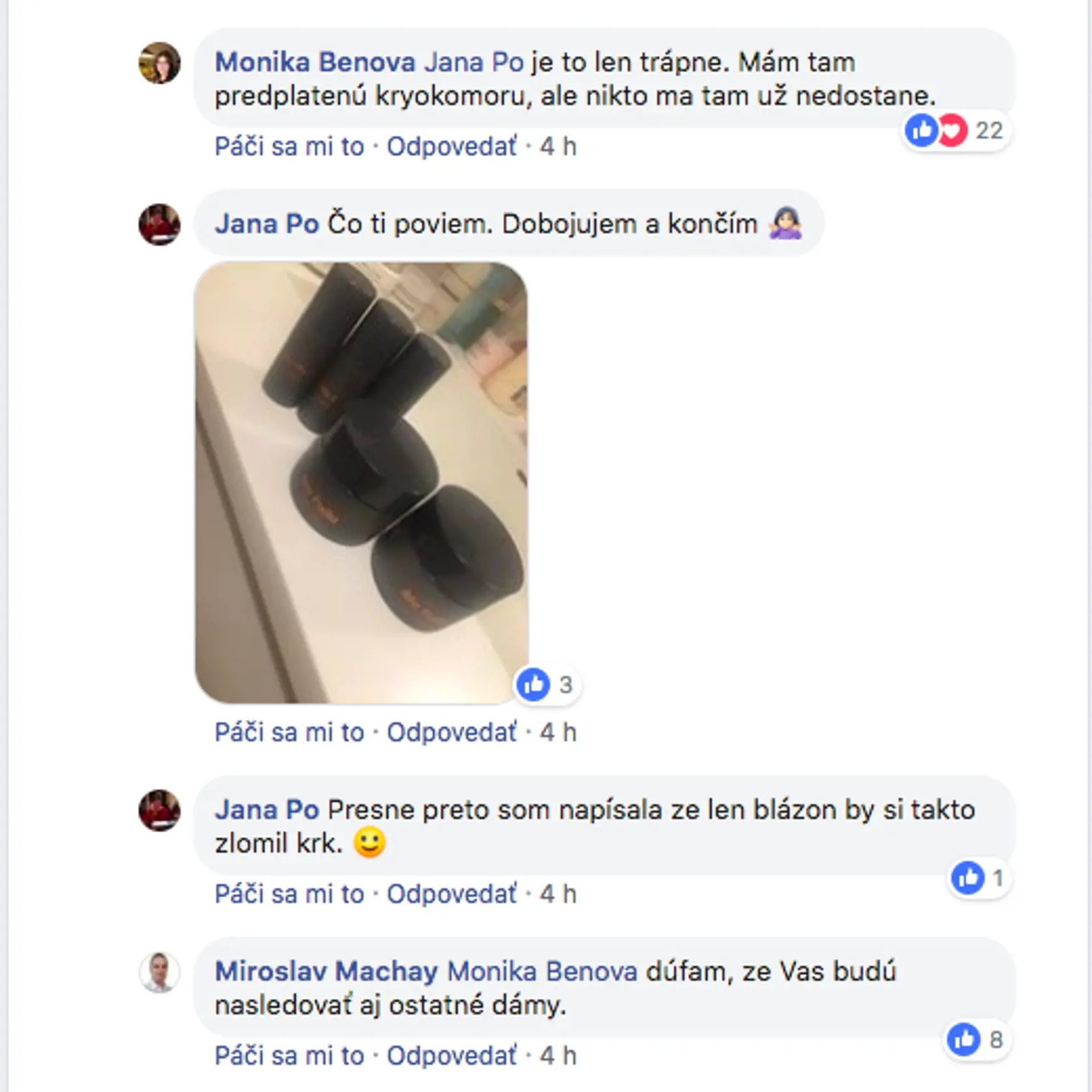 Diskusia pod príspevkom Moniky Beňovej na Facebooku.