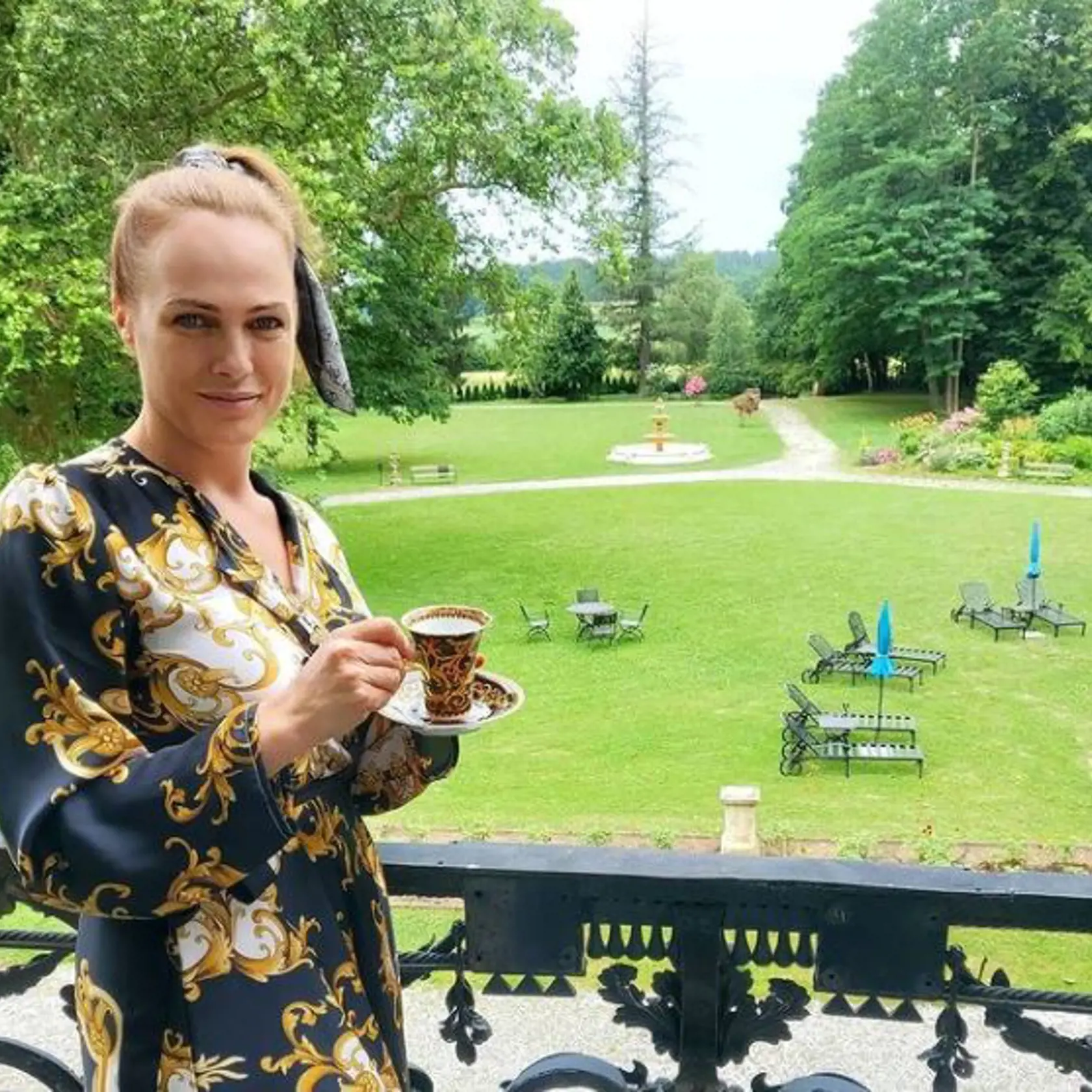 Adriana Poláková býva v luxusnom kaštieli.