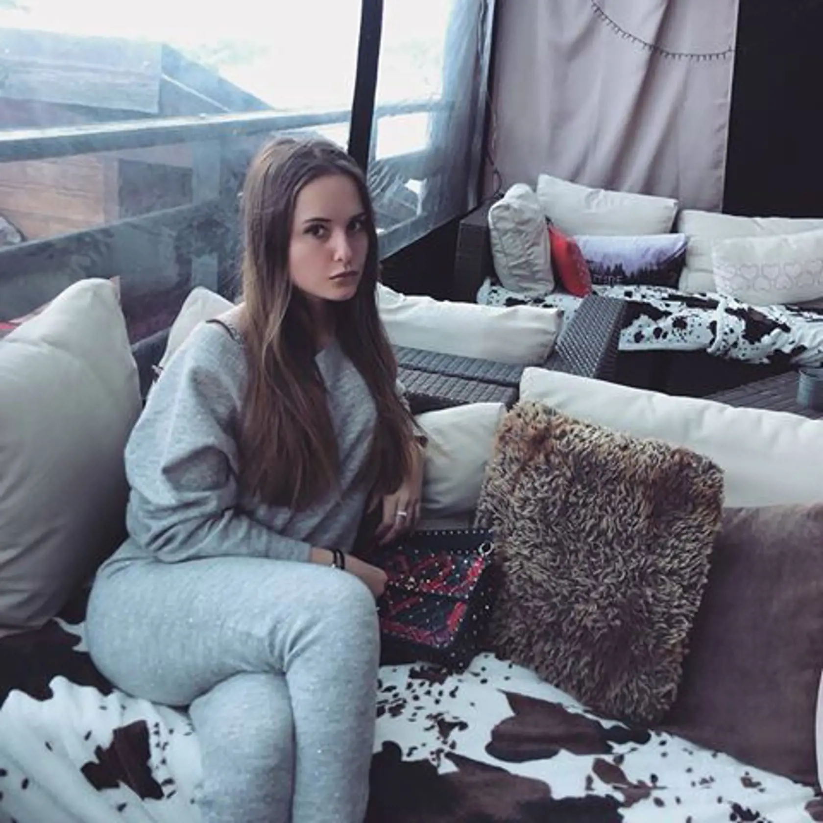 Staršia dcéra Carmen a Róóóóberta Geisenovcov je už takmer dospelá žena. V sobotu 30. mája totiž rozkošné dievčatko z populárnej reality šou oslávilo už svoje 17. narodeniny.