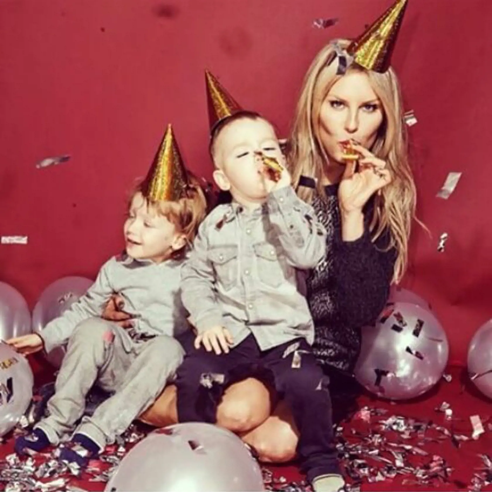Simona Krainová a jej synčekovia Bruno a Max