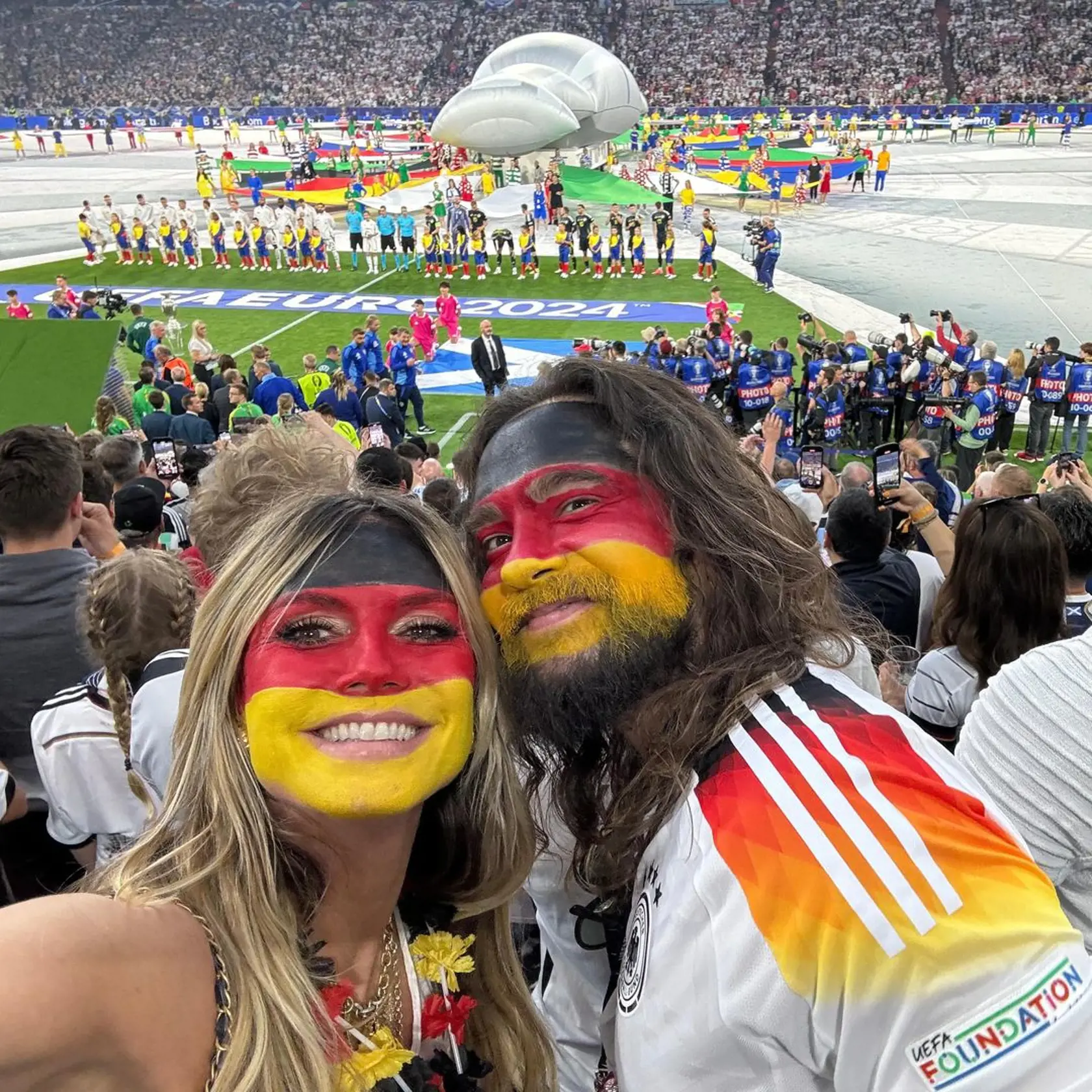 Heidi s Tomom sú praví futbaloví fanúšikovia.