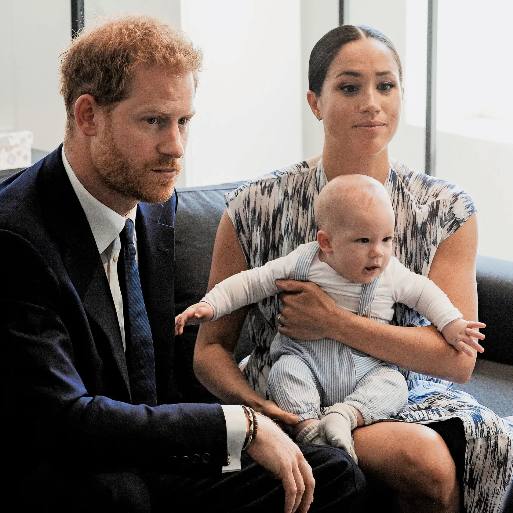 Terč kritiky: Meghan a Harry majú čo vysvetľovať. Verejnosti sa nepáčia ich súkromné lety ani pomerne drahá rekonštrukcia sídla Frogmore Cottage - vyšla na 2,6 milióna eur.