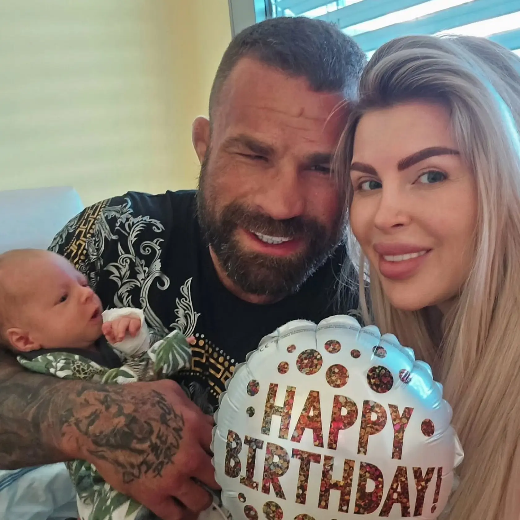 Karlos Vémola s Lelou a synom Arnoldom