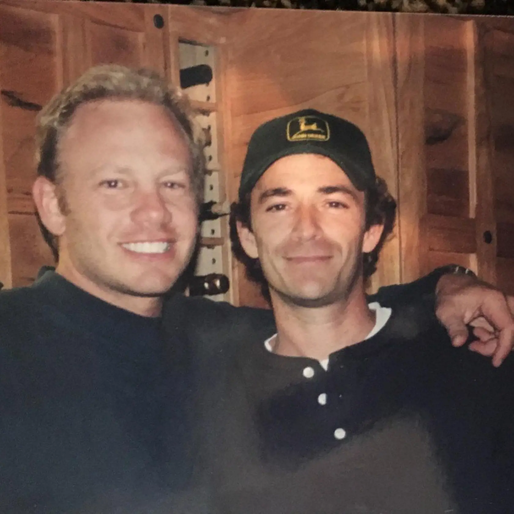 Ian Ziering a Luke Perry, ktorý už žiaľ zomrel.
