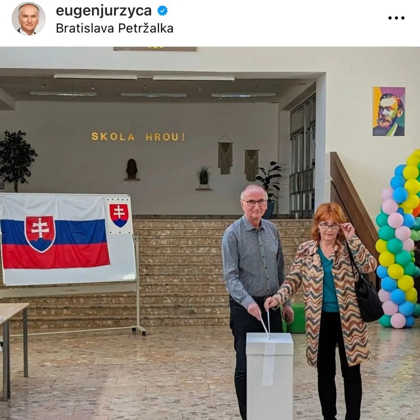 Voliť prezidenta prišiel aj Eugen Jurzyca.