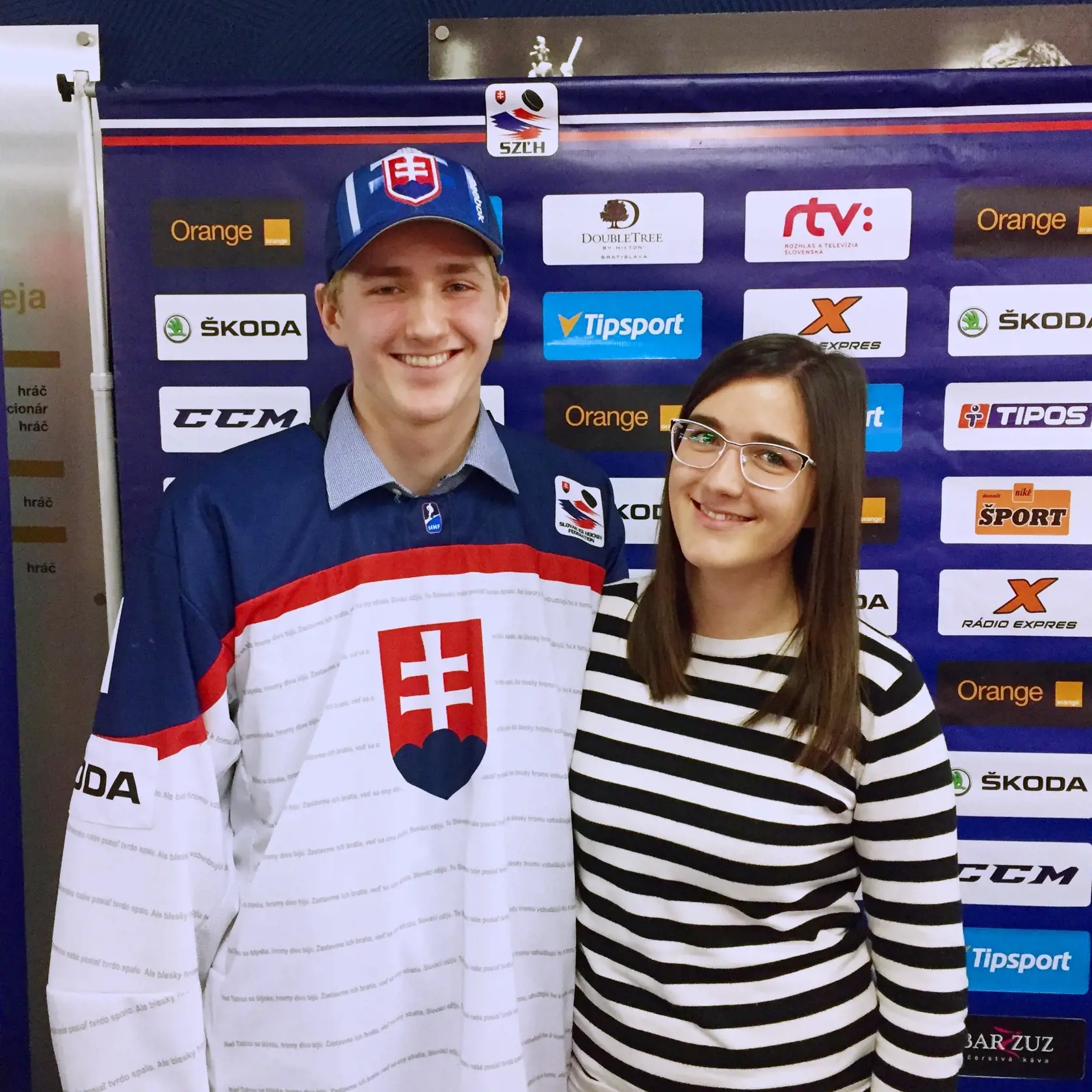 Pavol so sestrou Andreou  MS U18 Archívne foto 2017.