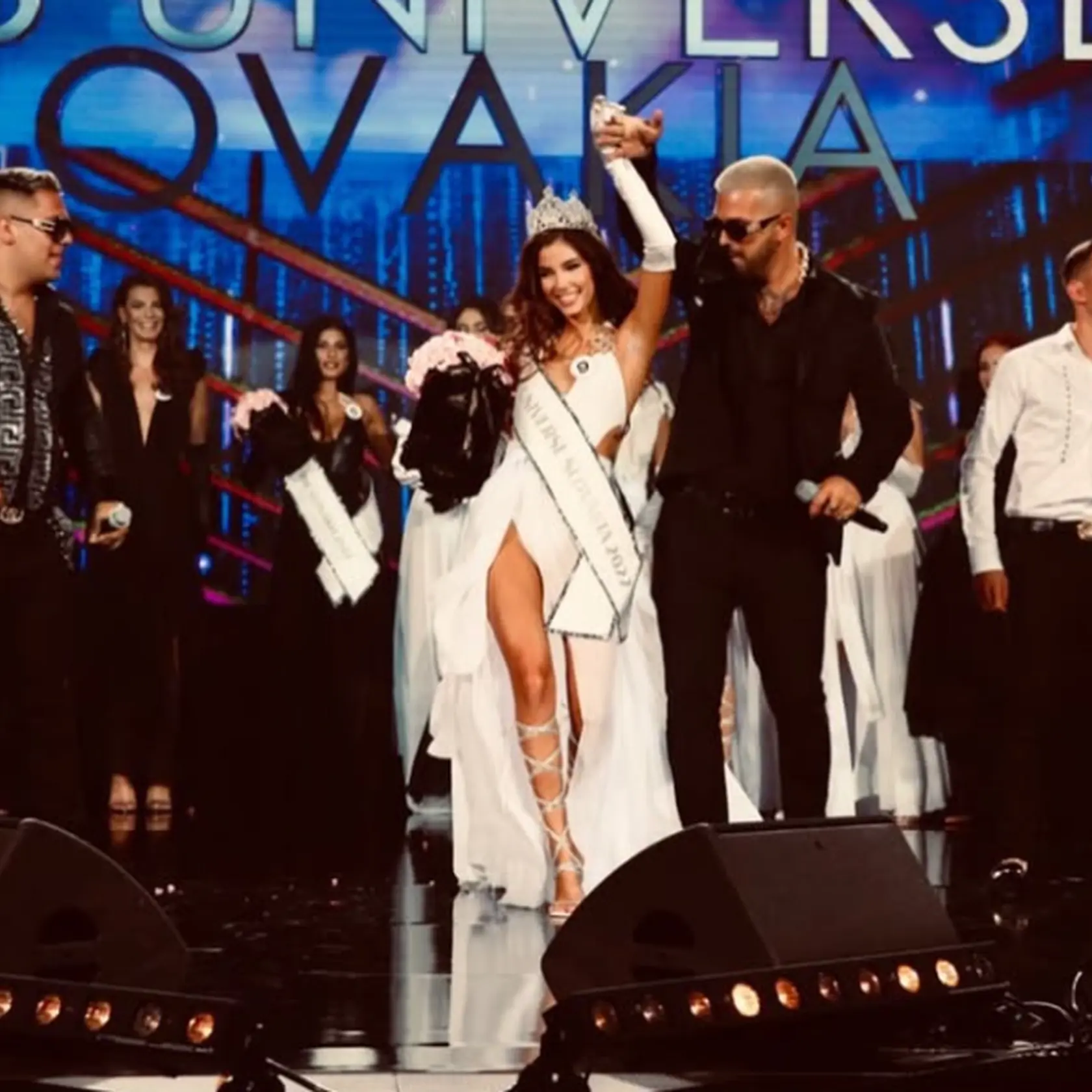 Karolína Michalčíková – Miss Universe Slovenskej republiky 2022. Ročník, keď sa súťaž vysielala iba prostredníctvom internetového vysielania.