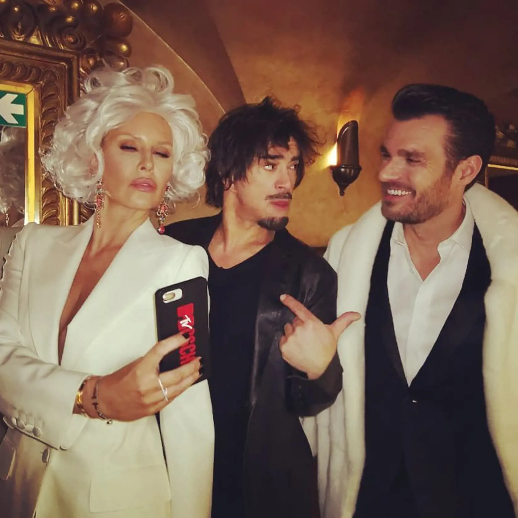 Sagvan Tofi, Simona Krainova a Leoš Mareš