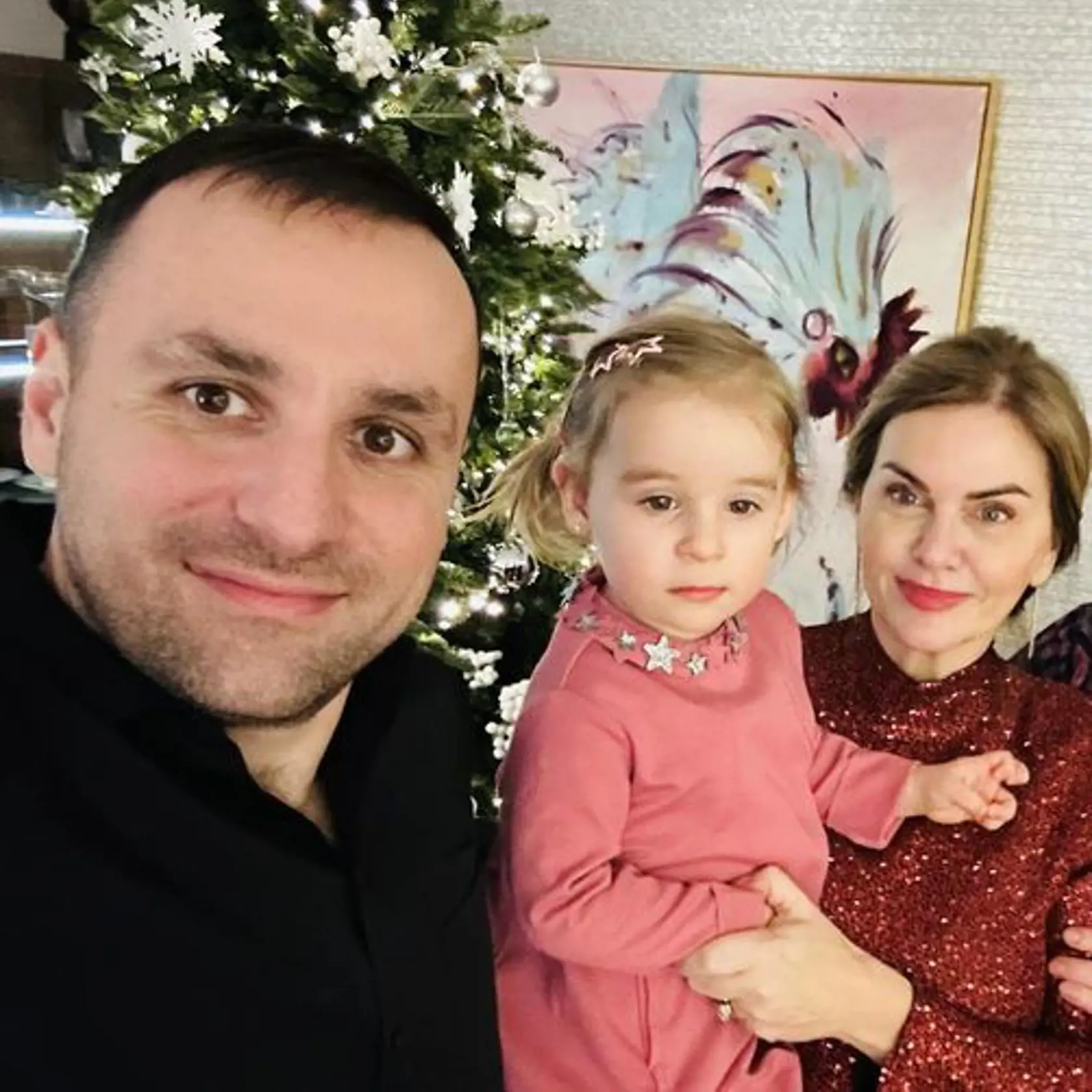 Monika Beňová: Šťastné, veselé a spokojné celé sviatky.