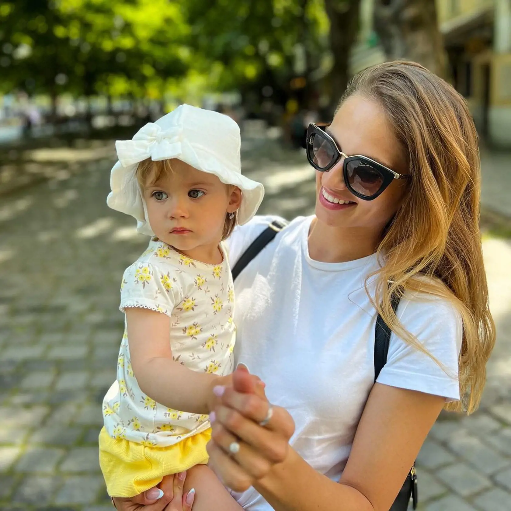 Tereza s Olíviou, ktorá akoby z oka vypadla svojmu slávnemu ockovi.