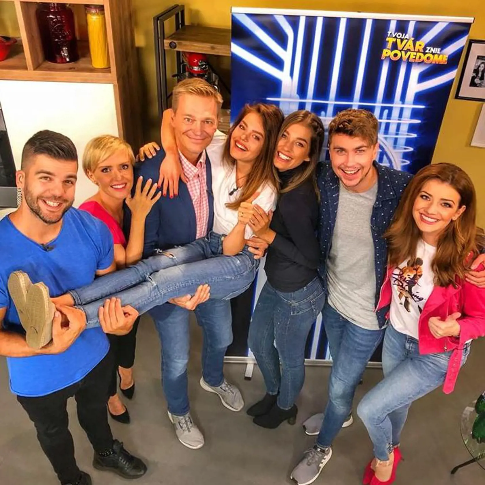 Účastníci Tvojej tvári boli hosťami dnešného markizáckeho Telerána. Martin Nikodým vytiahol na Kvetku príhodu z minulosti.