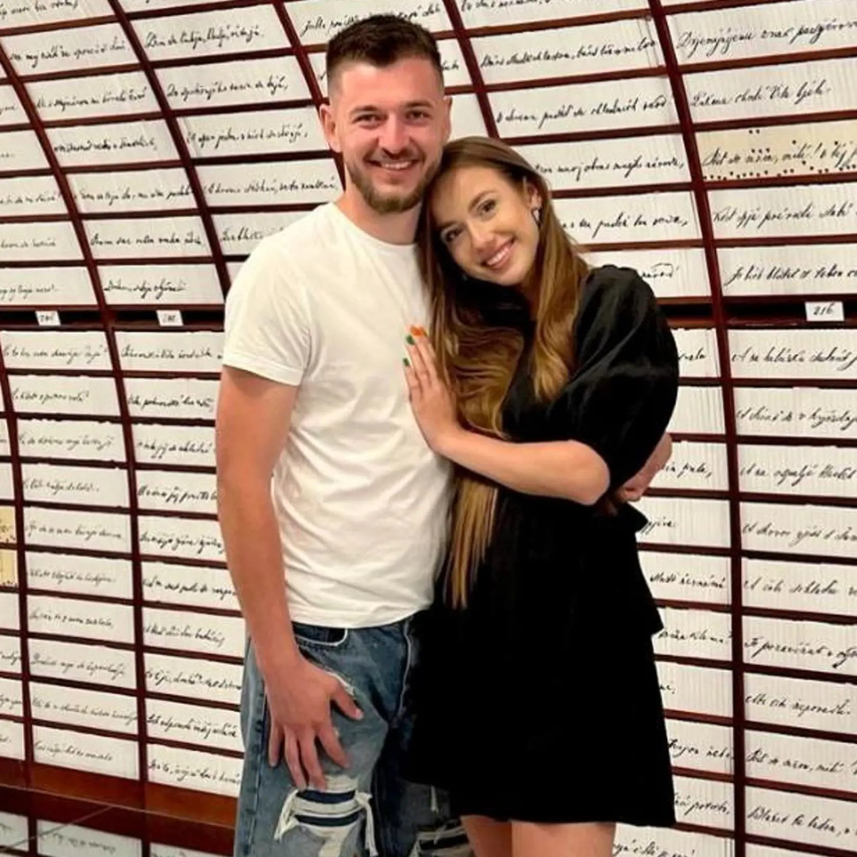 Po oznámení ich rozchodu si dvojica skočila na spoločnú večeru. Stále plánujú ostať dobrými kamarátmi.