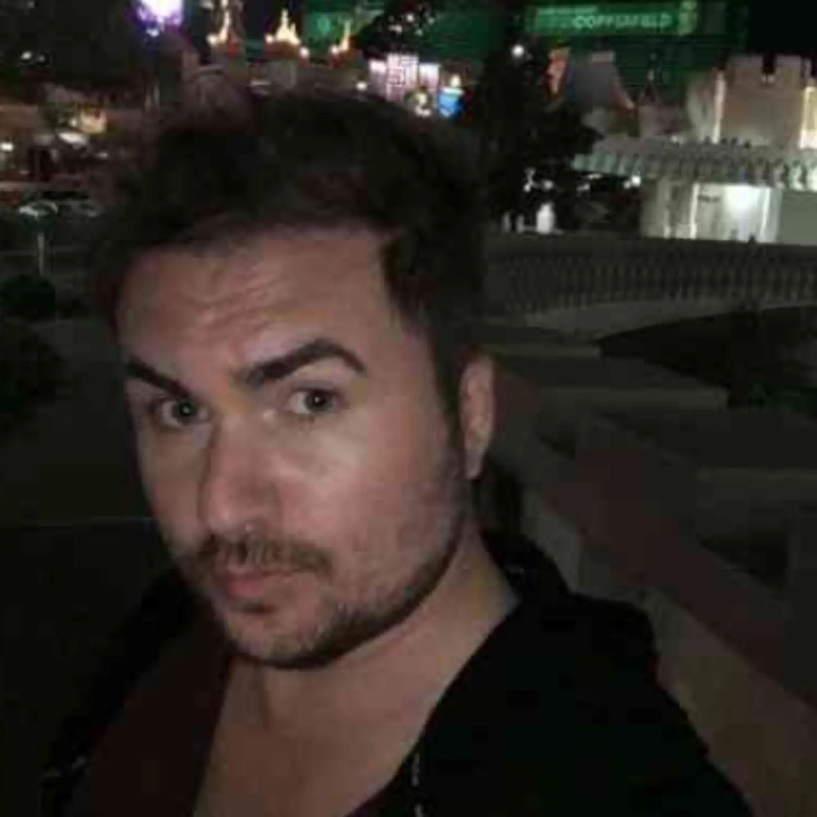 Michael Jacobshagen kedysi na internete predával sfalšované Michaelove podpisy