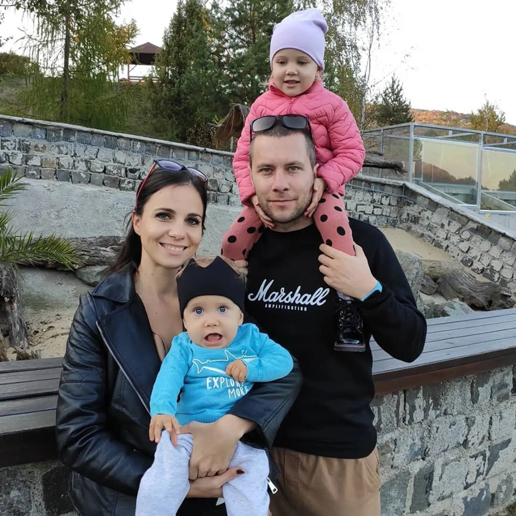 Monika, Marek,Alex a  Diana Brdárski.