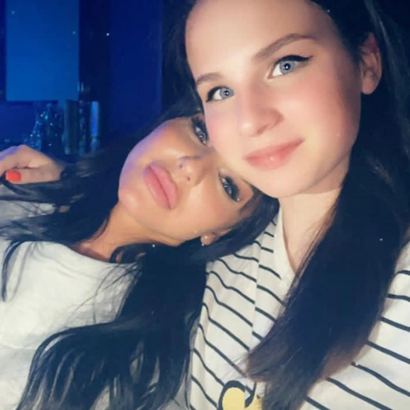 Julia s dcérou Vikou.