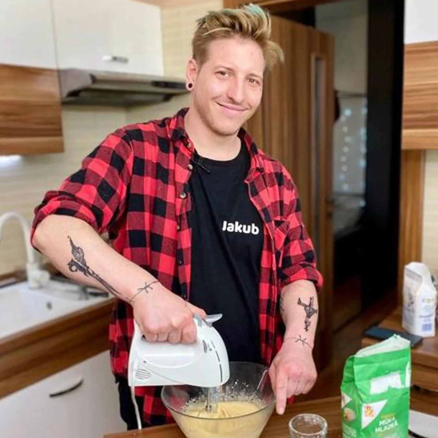 Jakub z Bez servítky.
