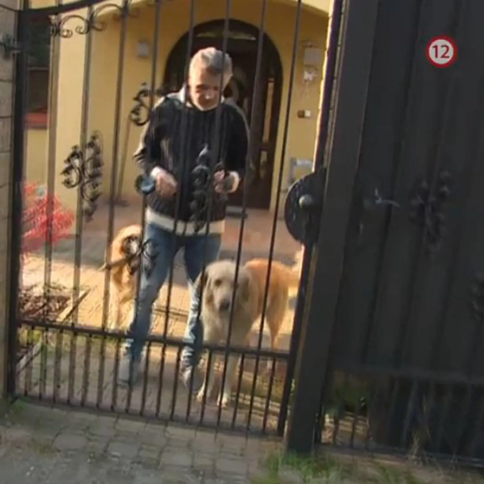 Otto Weiter po tom, ako sa vrátil po 5 týždňoch z nemocnice. Strhaný, schudnutý a so sivými vlasmi...