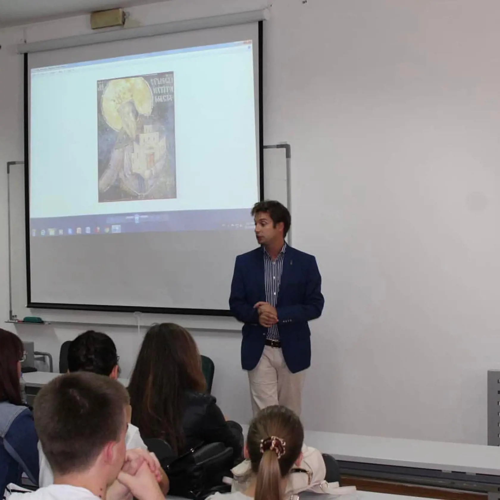 Slovenský diplomat Martin Hrušík sa utopil pri utorkovom splave rieky Una na hraniciach Bosny a Hercegoviny s Chorvátskom v oblasti vodopádov Štrbački Buk.