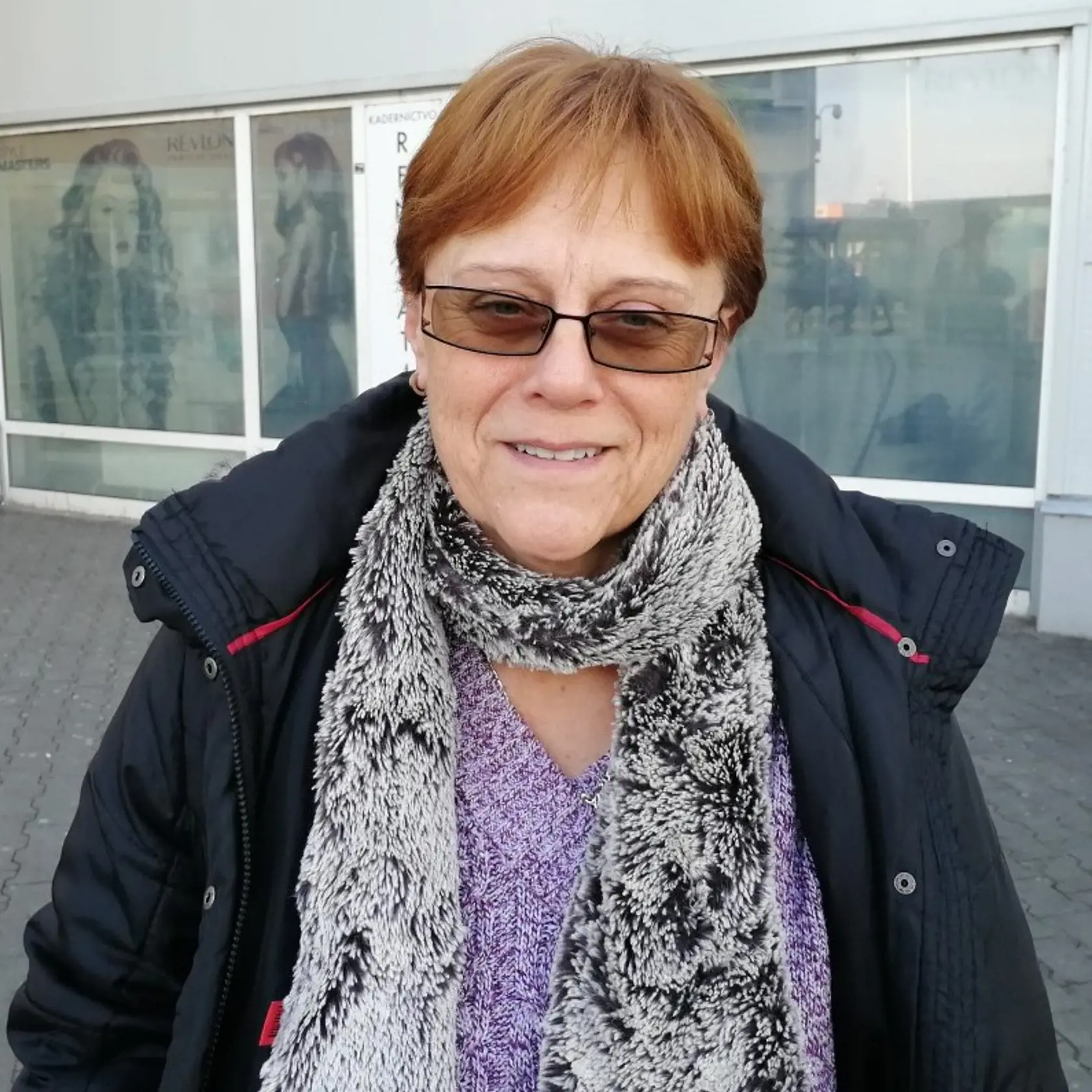 Monika (57), Bratislava: „Je fajn, že myslia na zdravé potraviny, ale ja by som ocenila, keby zlacneli napríklad aj bezlaktózové produkty.“