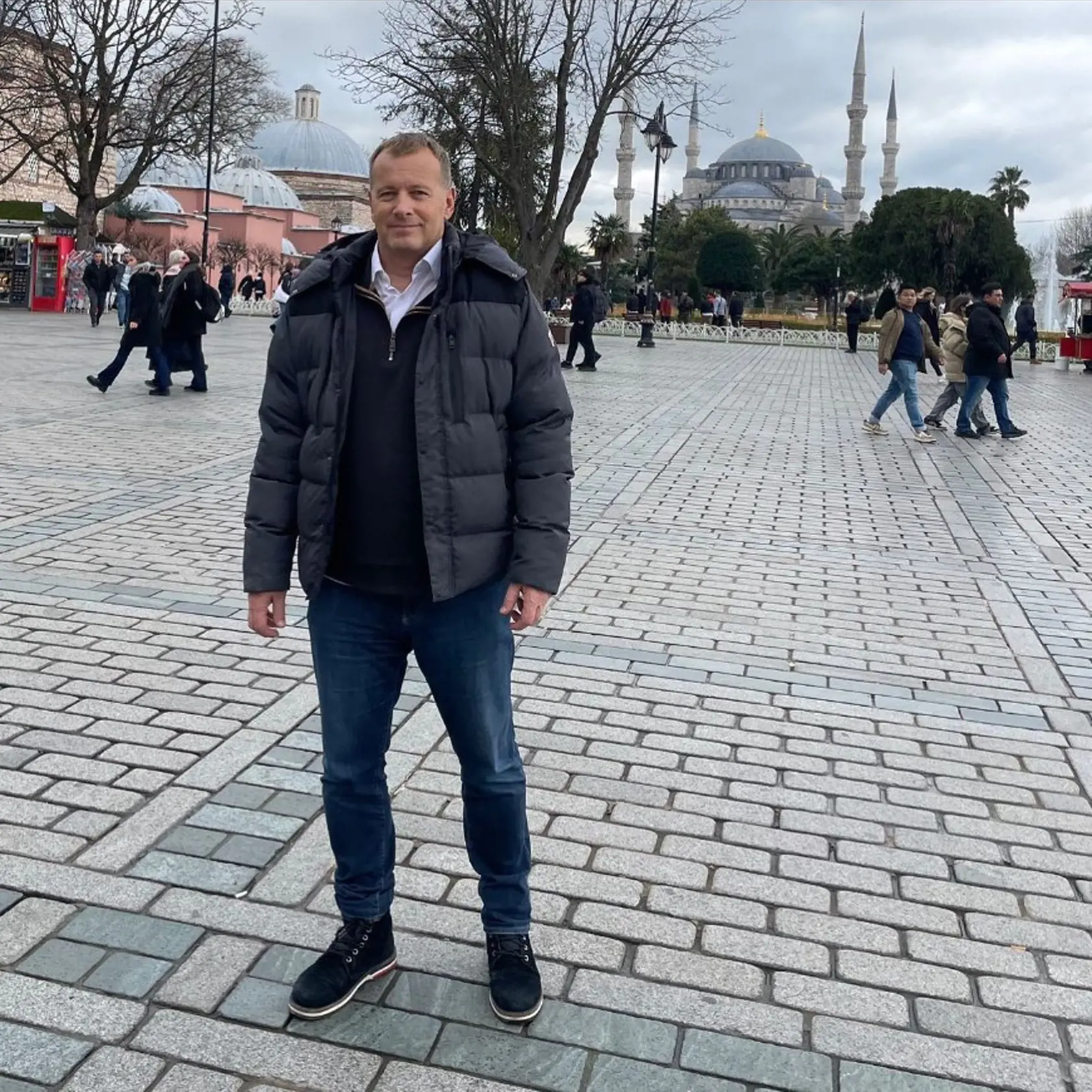 Boris Kollár sa hlási z Istanbulu 16. januára tohto roku. Ku foografii z Turecka nenapísal dôvod, prečo tam vycestoval do krajiny polmesiaca.