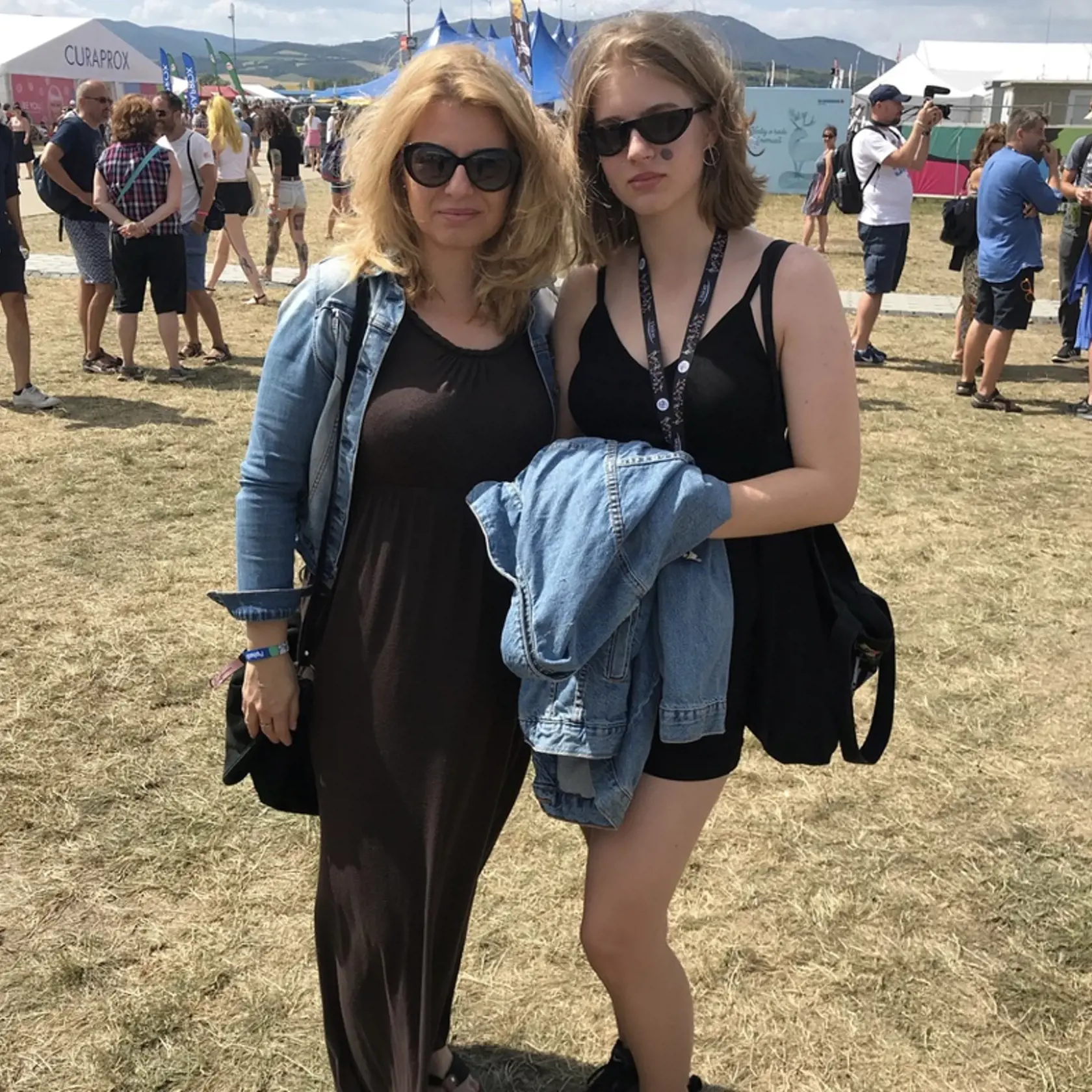 Zuzana čaputova s dcérou.