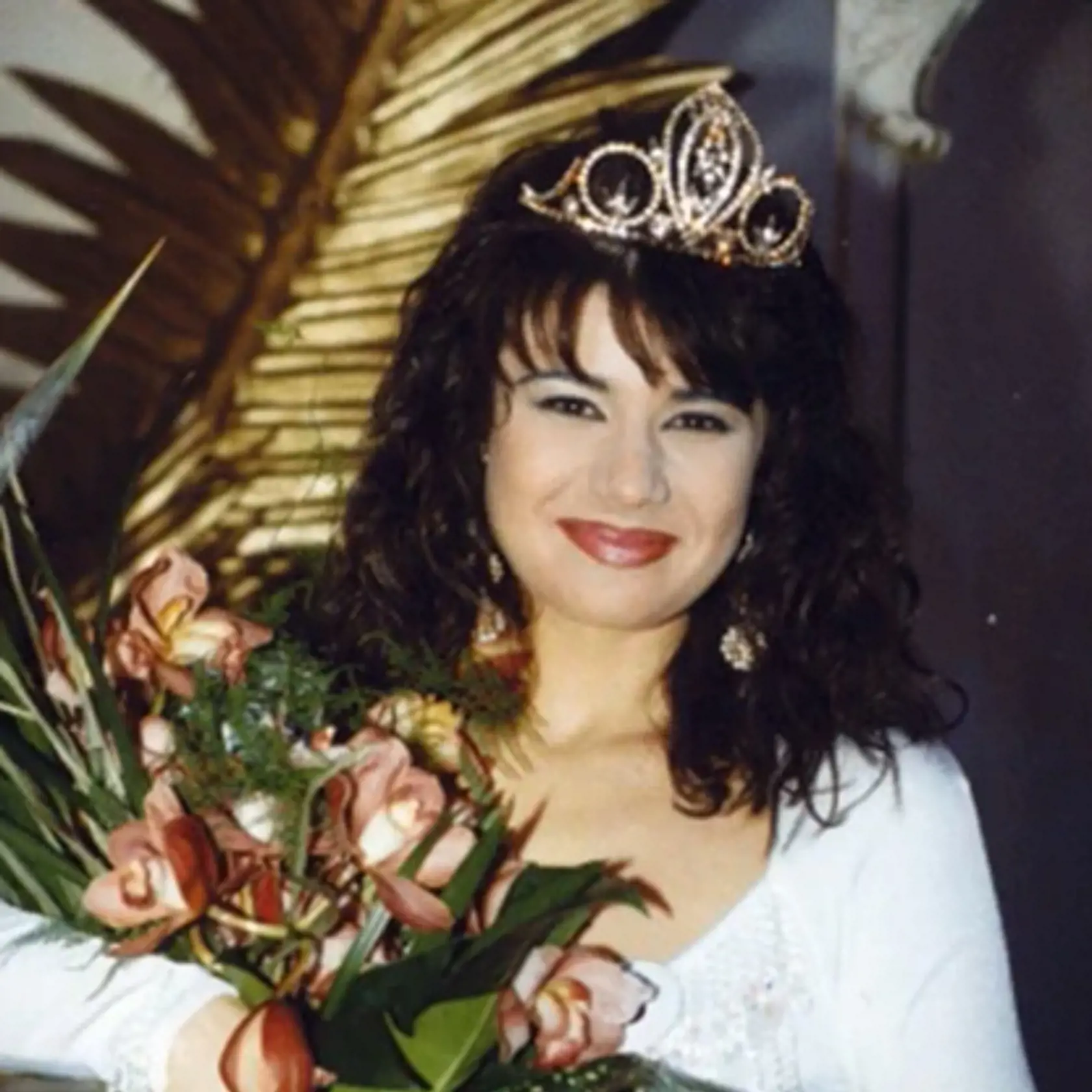 4. Pavlína Babůrková (46) - Miss Československo 1992: Posledná federálna miss prebrala svojej najlepšej kamarátke Lucii Bílej (53) partnera a divadelného producenta Petra Kratochvíla (67). Skončila s modelingom a stala sa ženou v domácnosti. Najstarší syn Honza (23) pochádza z prvého manželstva, s Kratochvílom má štyroch potomkov - Pavla (18), Petra (16) a dcéry Ilonu (14) a Júliu (12).