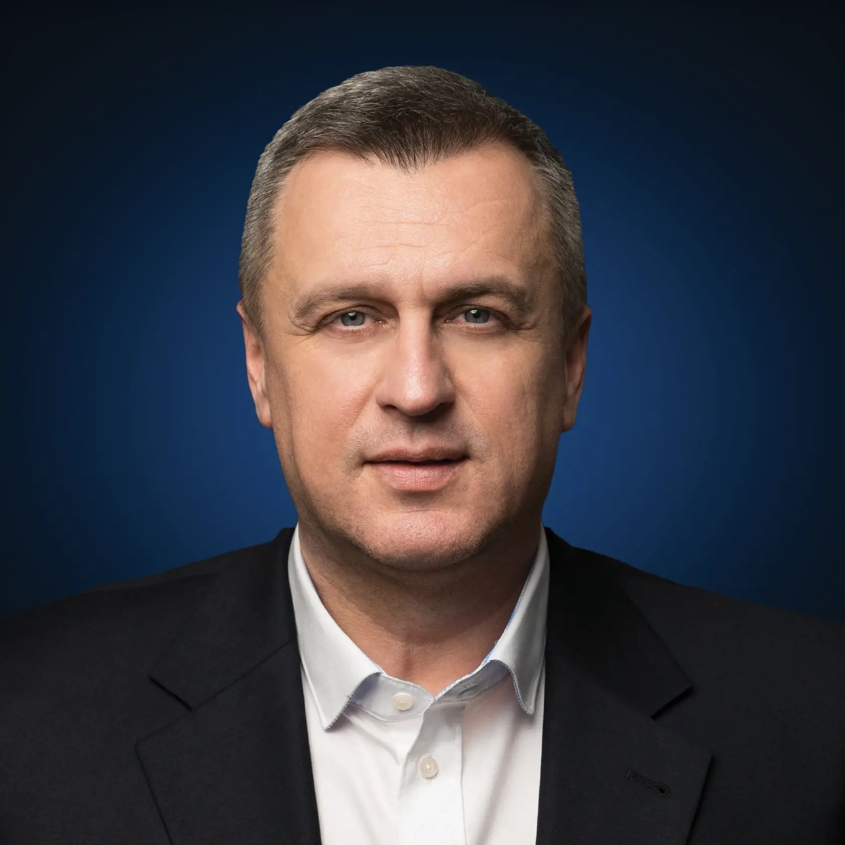 Andrej Danko osviežil aj svoj vizuál. Ako bude vyzerať kandidátna listina SNS pred voľbami zatiaľ nie je jasné.