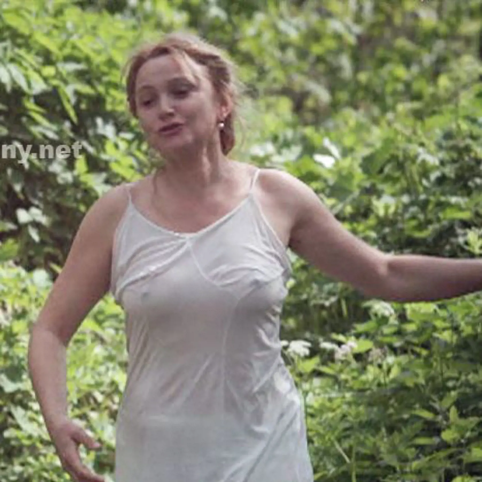 Anna Šišková najprv ukázala bradavky pod mokrou