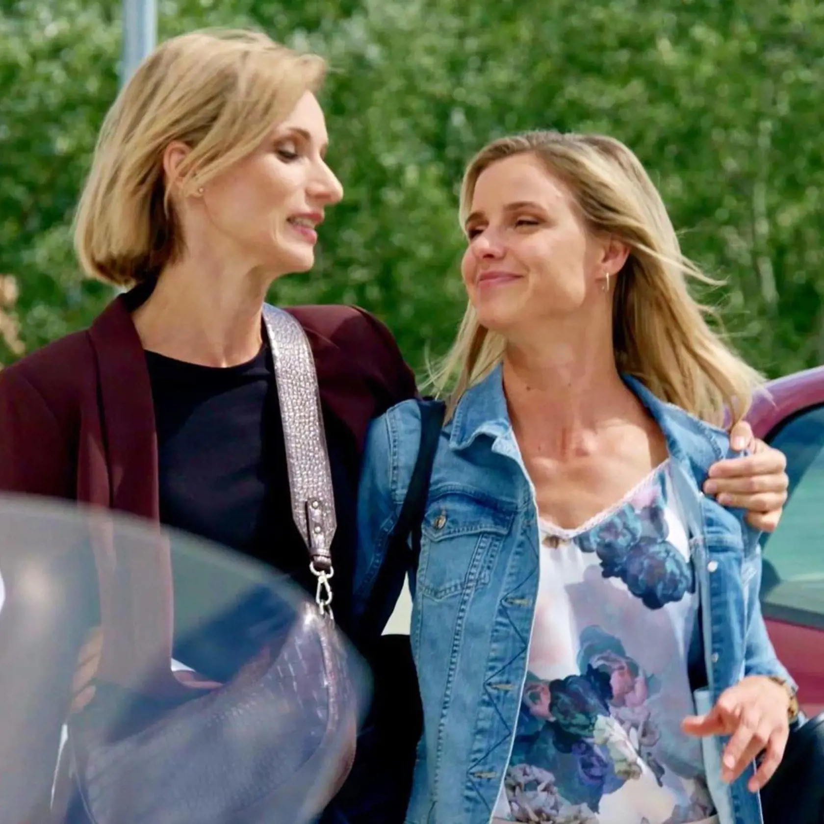 Nela Pocisková (Rebeka Vargová) a Zuzana Kanócz (Zuzana Maxová)