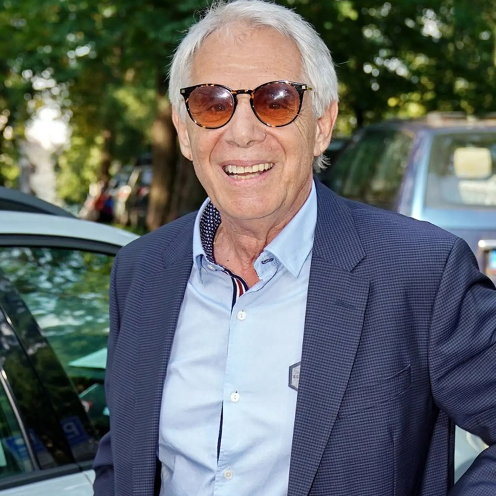 Josef Laufer bol vždy plný energie. Takto vyzeral počas oslavy 80. narodenín Karla Gotta.
