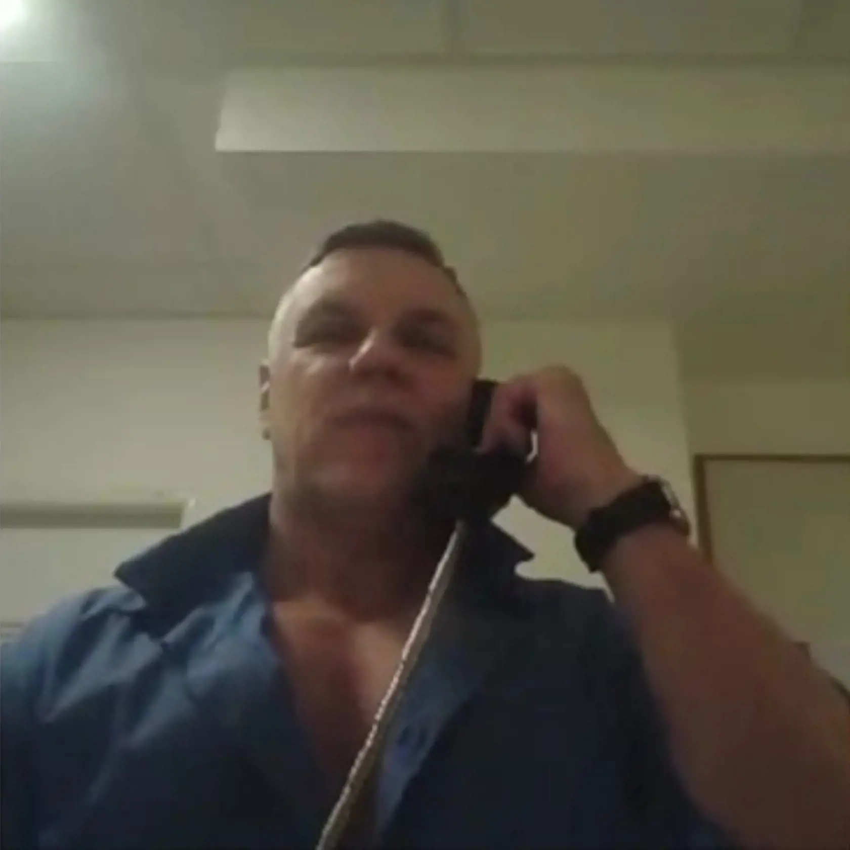 Telefonát Mikuláša Černáka z väzenia.