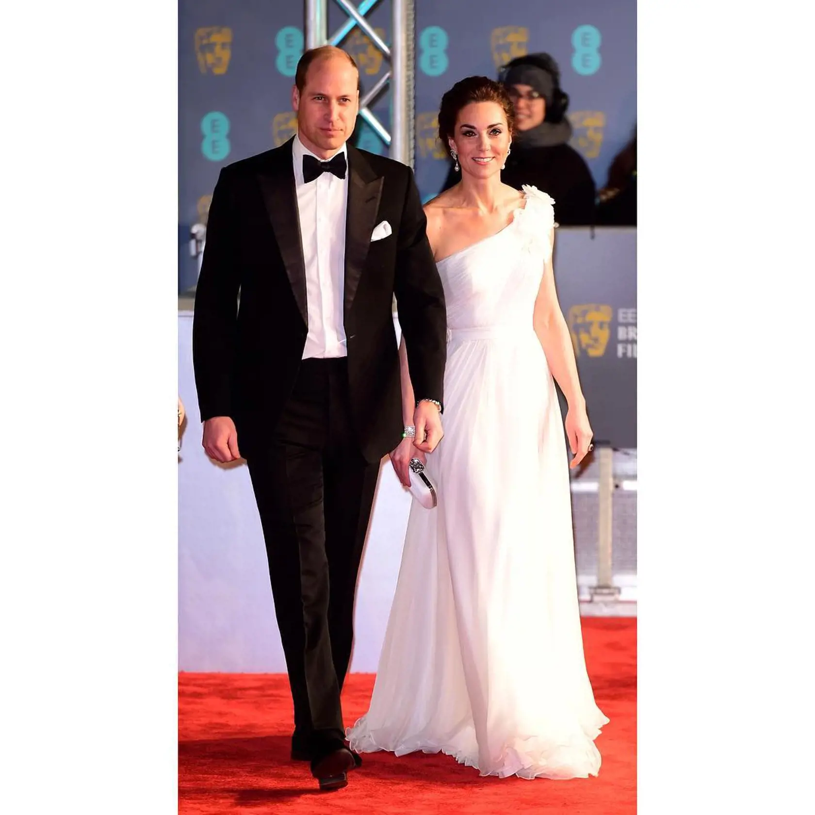 Ťažko uveriť, že sú to tie isté šaty ako mala na BAFTA v roku 2019.