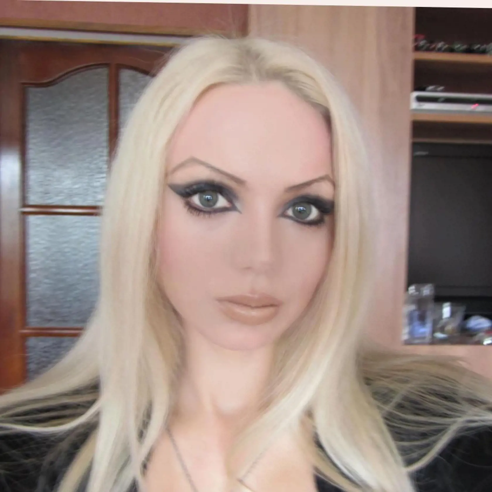 Dominika tvrdí, že jej tvár plastický chirurg