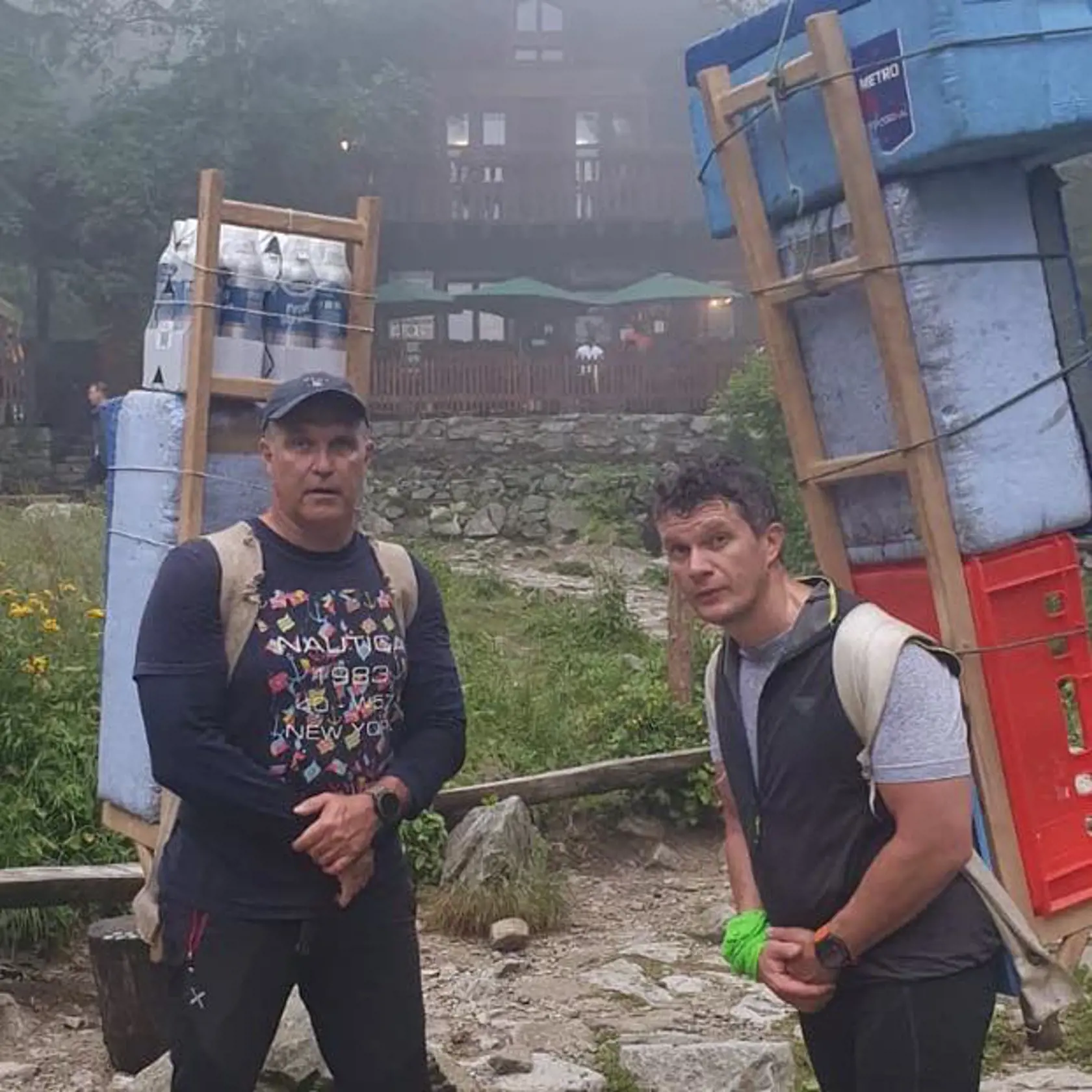 Milan Lučanský si vyskúšal prácu  vysokohorského nosiča.