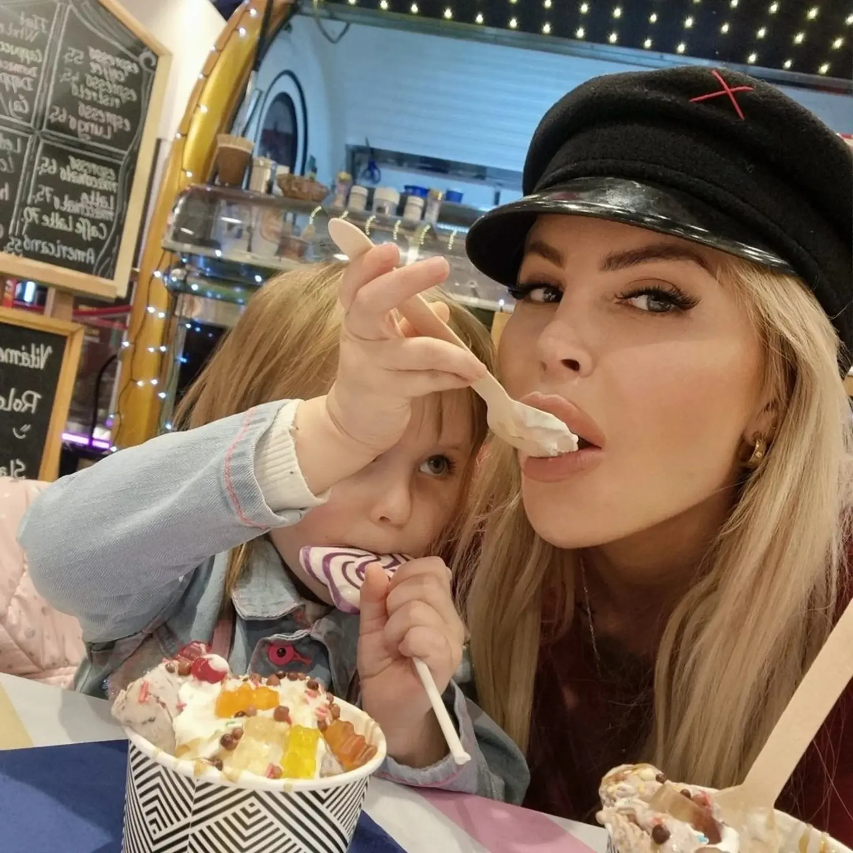 Lela s dcérkou