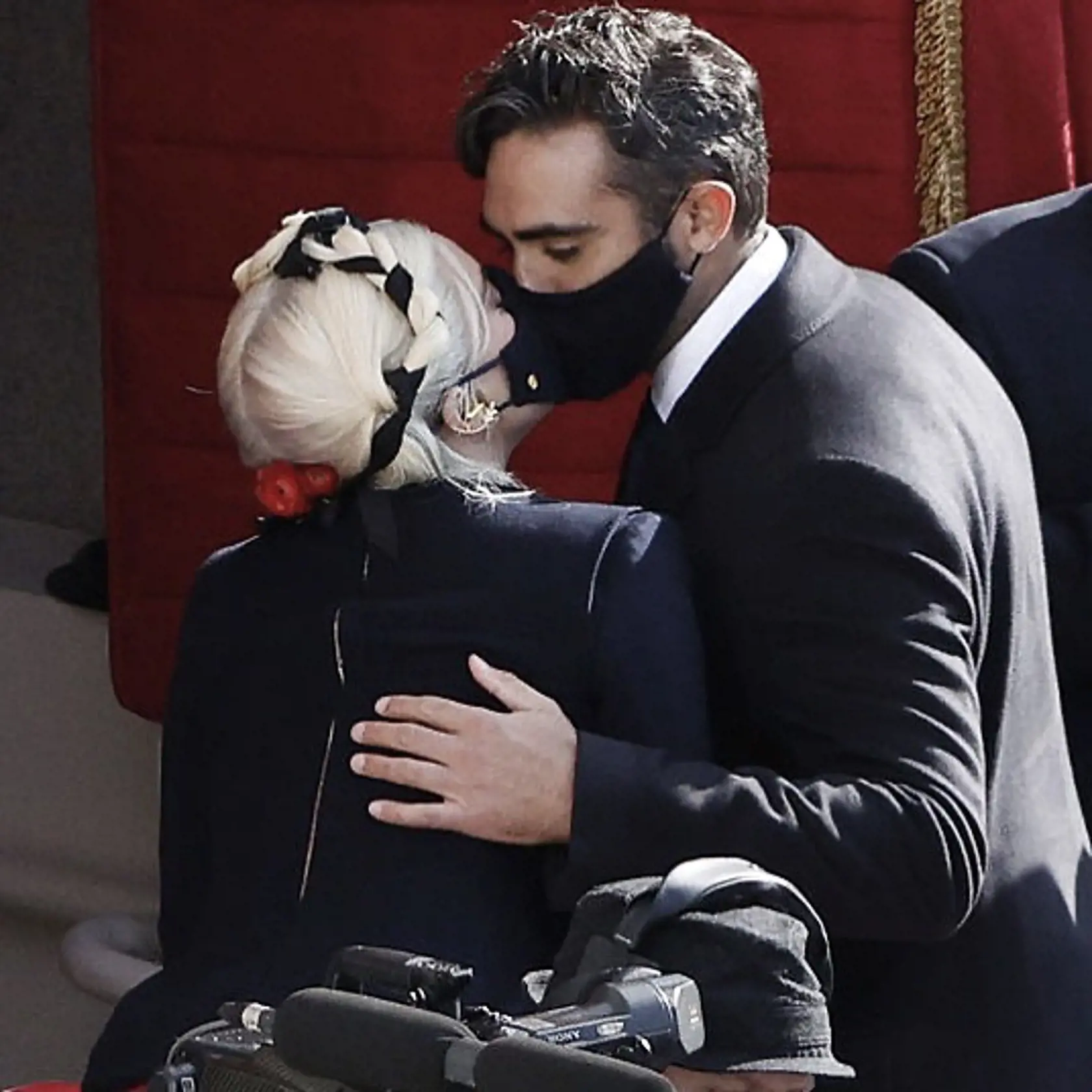 Lady Gaga s priateľom