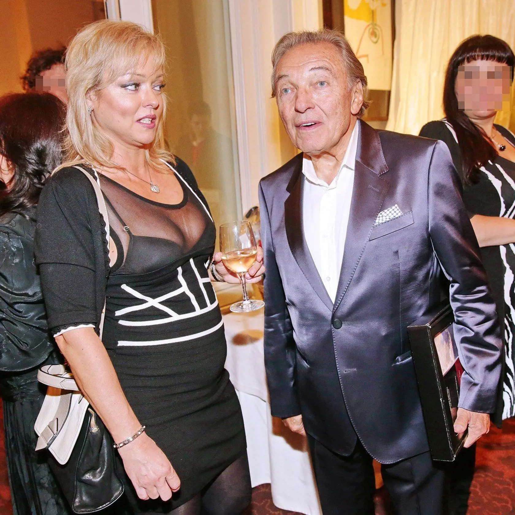 Karel Gott, Dominika Gottová
