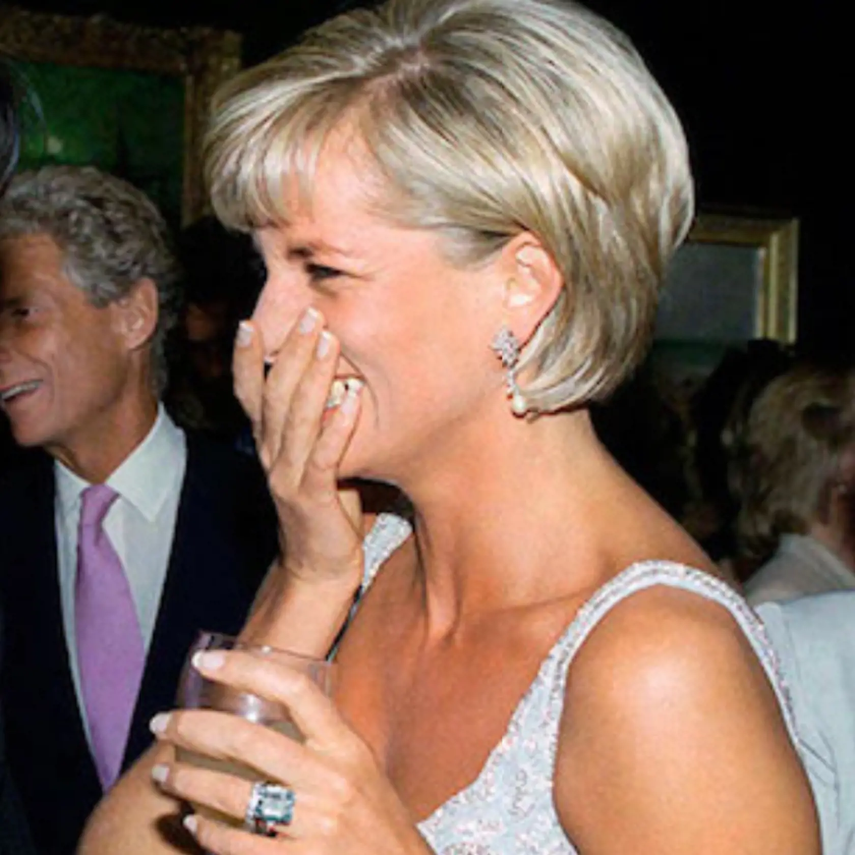 Princezná Diana sa stala neoficiálnou princeznou ľudských sŕdc.