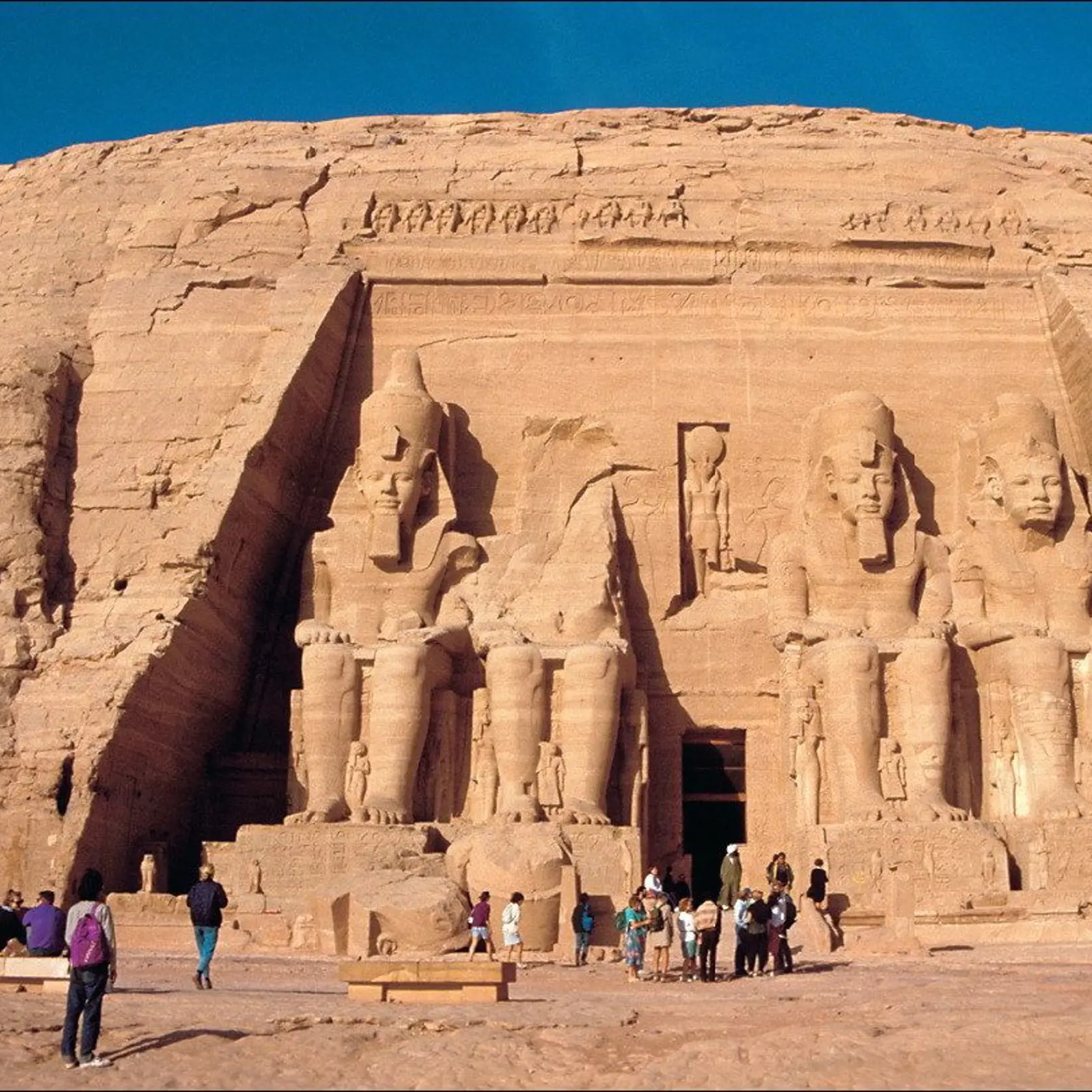 V Abu Simbel dal kráľ Ramzes postaviť chrám