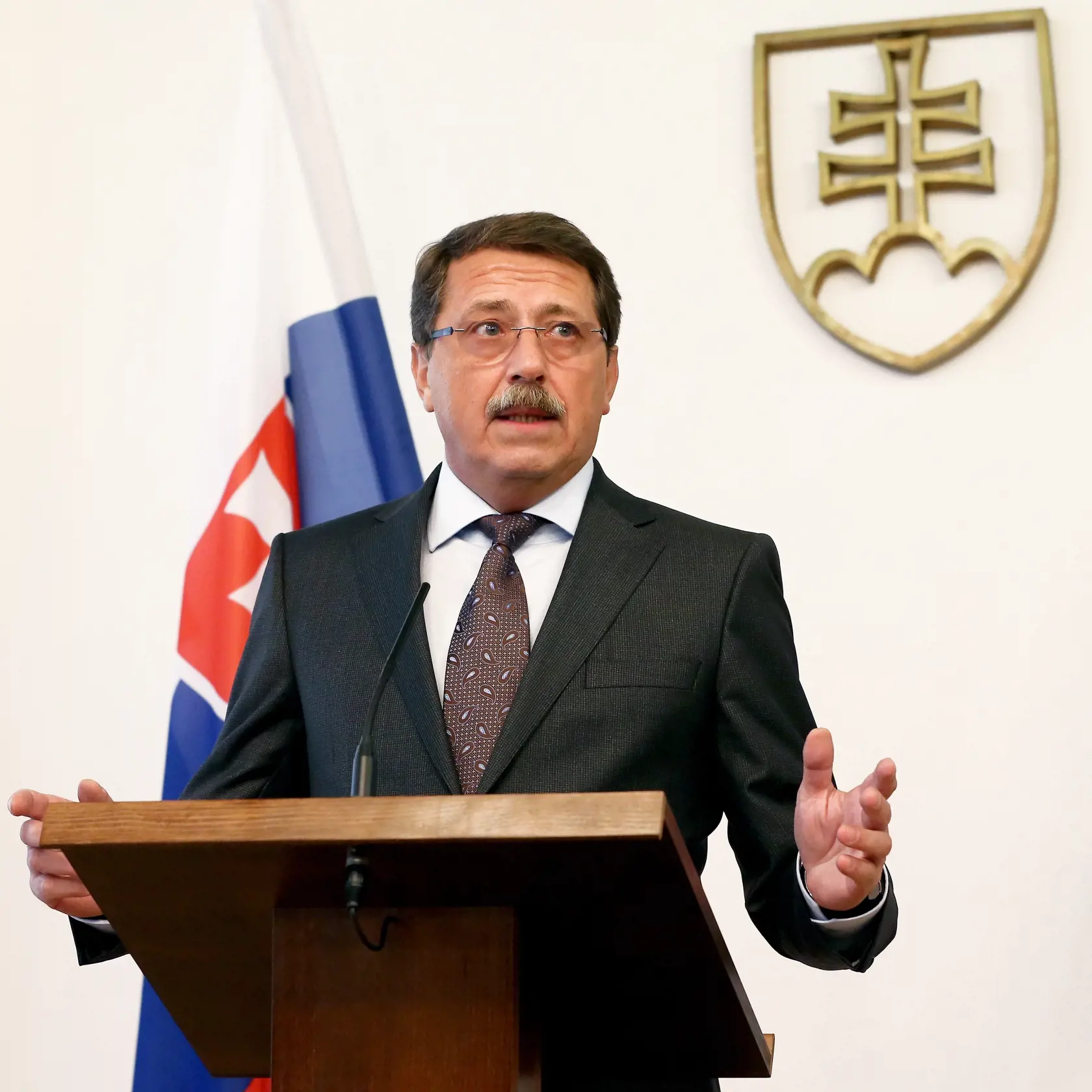 Archívne foto. Predseda NR SR Pavol Paška ohlásil konanie blížiacich sa prezidentských volieb.