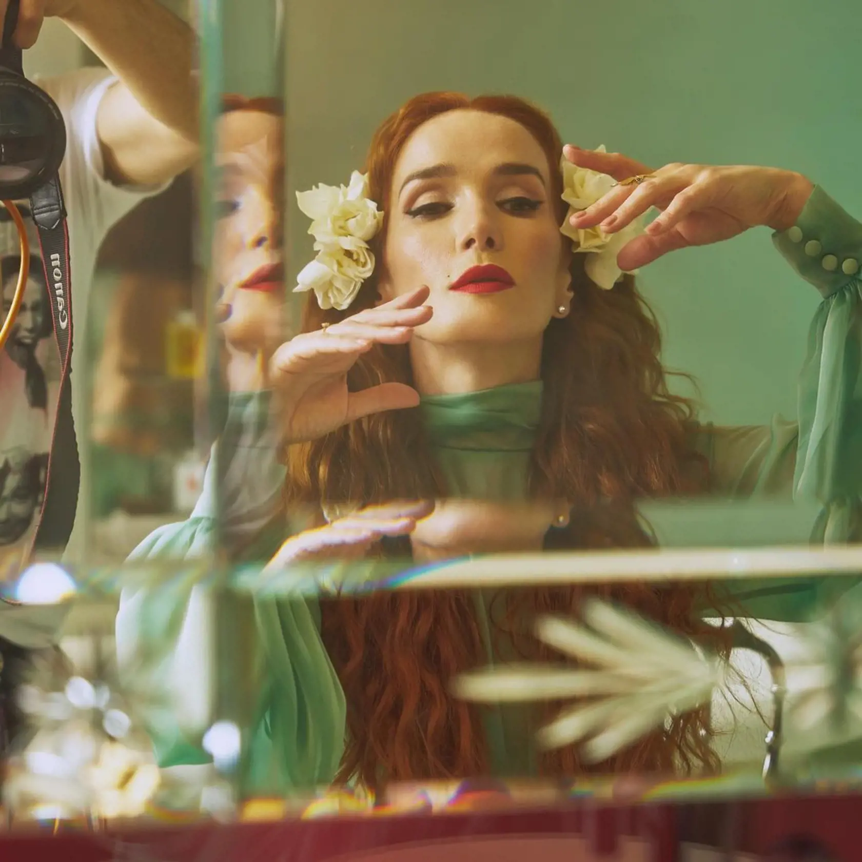Natalia Oreiro pripomínala ženu z obrazov Alfonsa Muchu. 