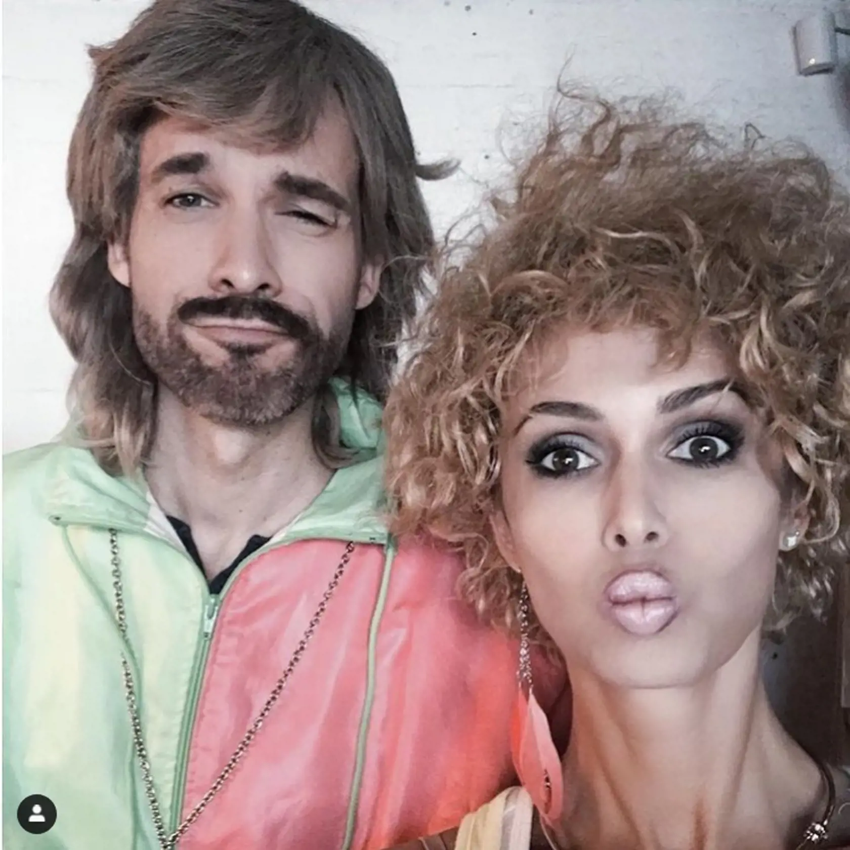 Lenka Šoóšová a Roman Juraško si zaspomínali na minulosť. Na tejto fotke by ste ich nespoznali!