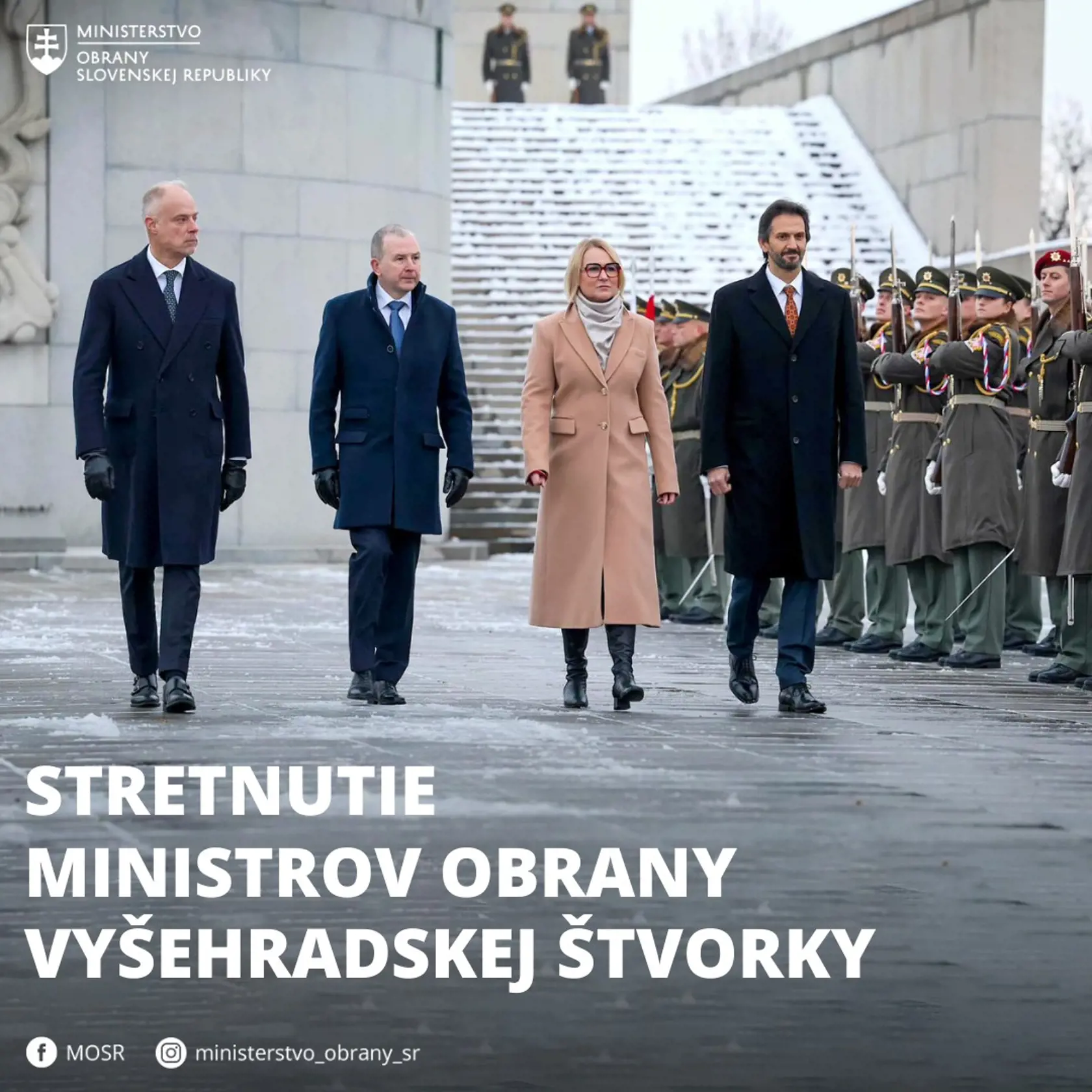 Rezortný šéf Robert Kaliňák počas stretnutia s ministrami obrany krajín Vyšehrádskej štvorky.