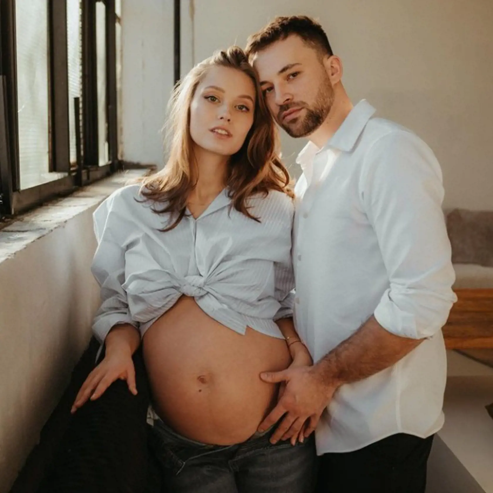 Alex čaká dieťatko!