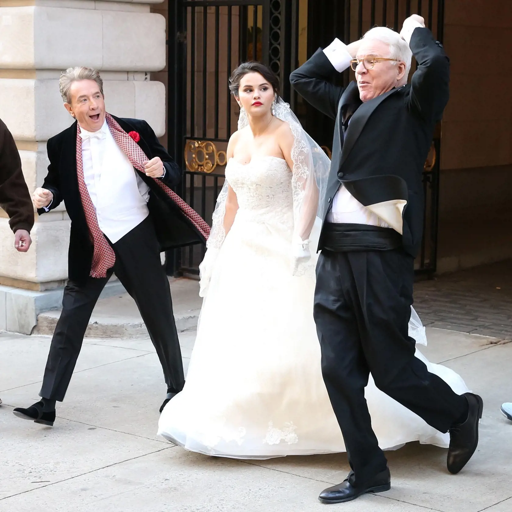 Selena Gomez ako nevesta počas nakrúcania seriálu  "Only Murders In The Building".
