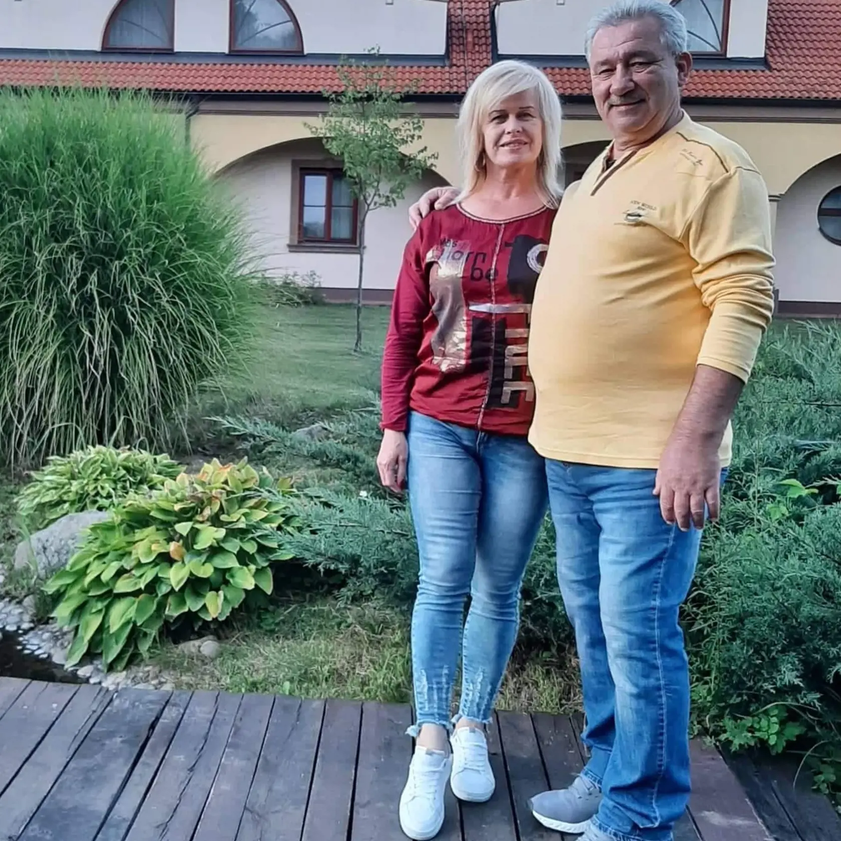 Pani Renáta s manželom Miroslavom si už užívajú vnúčatká. Keby rodila v 40-tke, mala by teraz iba 13-ročné dieťa. "To si ani neviem predstaviť," tvrdí pani Renáta.