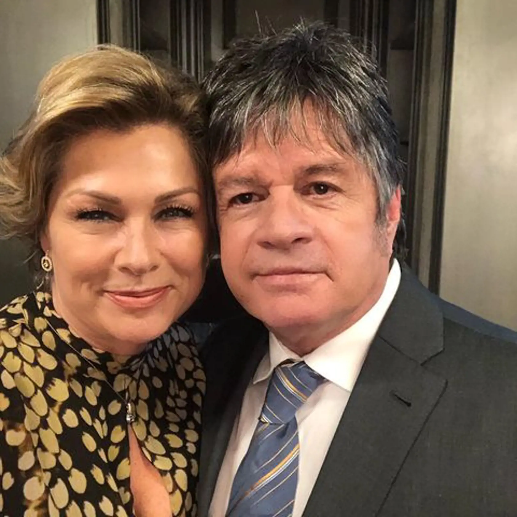 Seriálová Esmeralda oslávila v lete svoje  Leticia Calderón 52 narodeniny a napriek tomu, že je stále krásnou a upravenou ženou, Esmeraldu by ste v nej hľadali márne. Herečka sa totiž už pred rokmi vzdala svojich krásnych dlhých vlasov