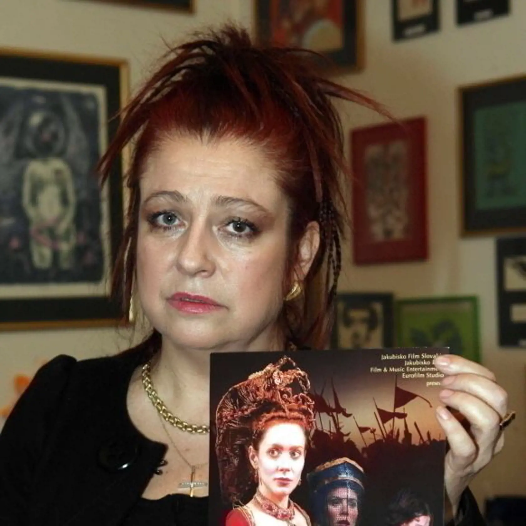 Deana Jakubisková sa podpísala pod film Bathory produkčne. Bol to jeden z najdrahších filmov nielen  v Česku či Slovensku, a rodinu režiséra takmer zruinoval.